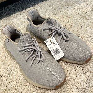 *Brand new* Yeezy Boost 350 V2. Men’s size 12. Color: Sesame.